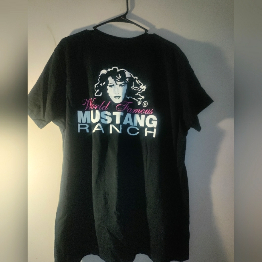 World Famous Mustang Ranch T-shirt (Nevada,Brothel)